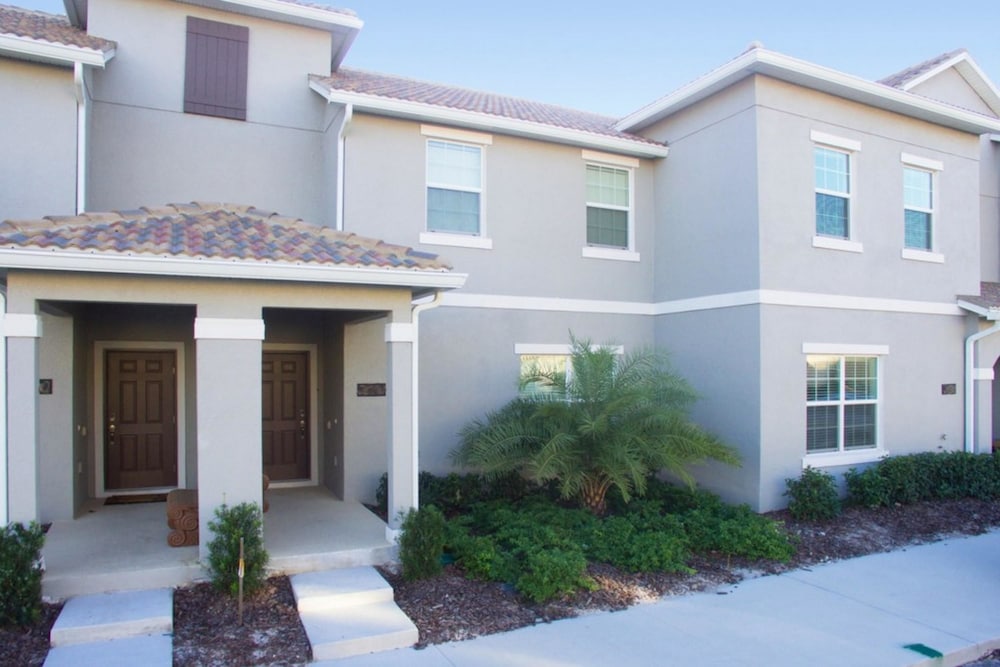 Amazing Townhome with private pool SL3054 - Image 1