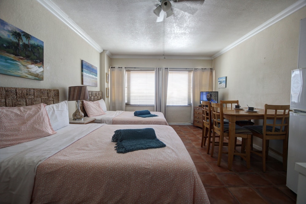 Private Apartments at the Casablanca