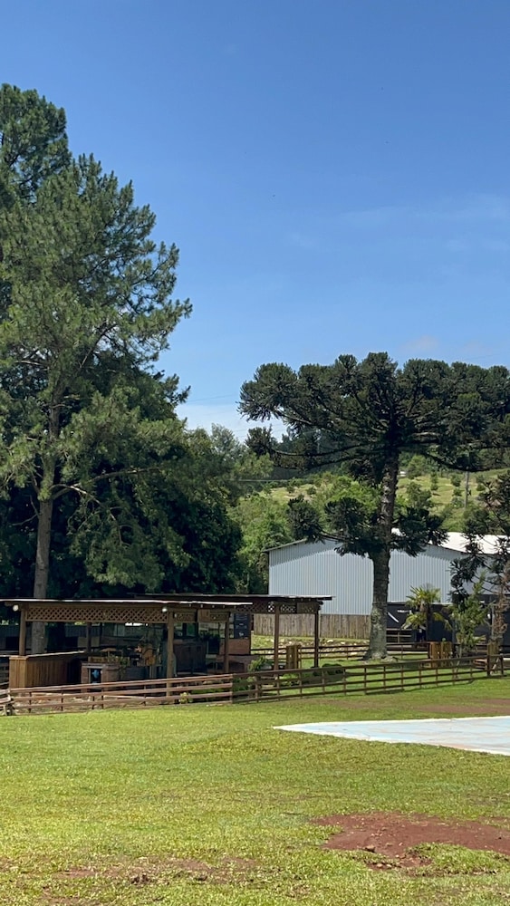 Cabanas Arena SG
