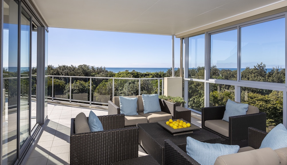 Luxury Apartments on Bells Boulevard