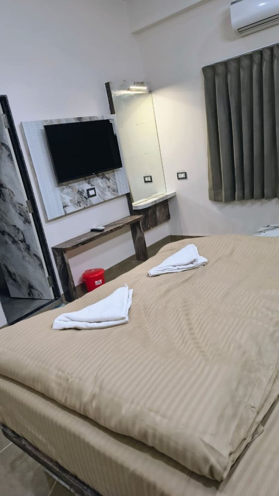 Shree Vallabh Resort