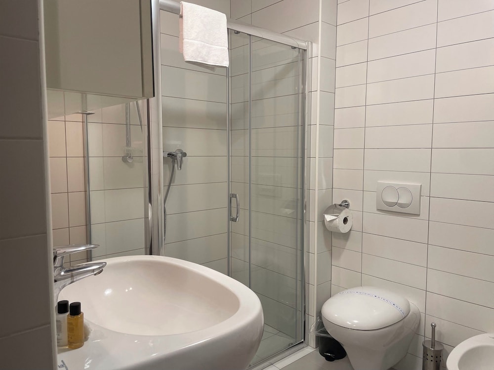 Smart Carrara Apartments