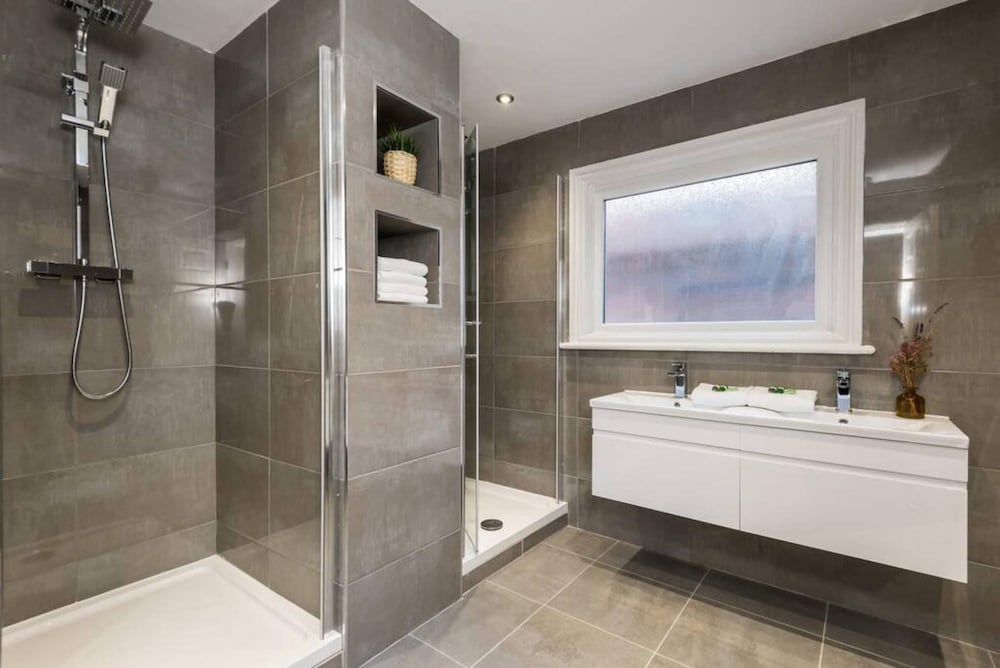 Host Apartments Seel St Townhouse Apt I