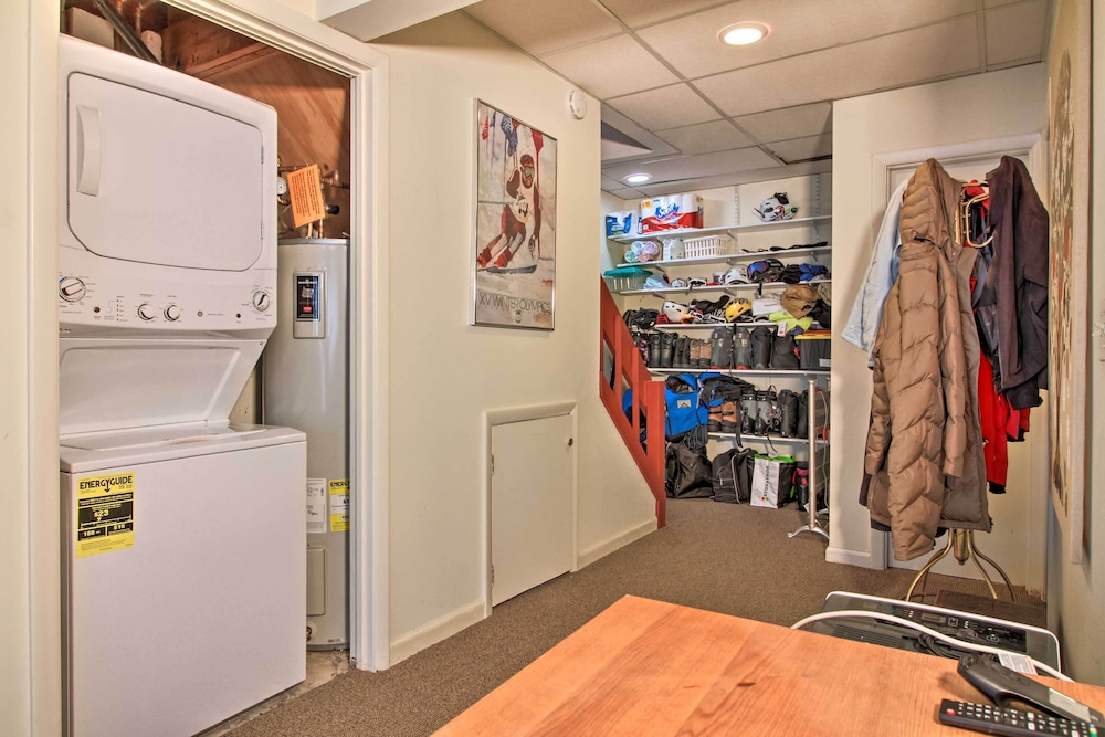 Ludlow Vacations - Ludlow Vacation Rental - Steps to Ski Lift! - Property Image 9