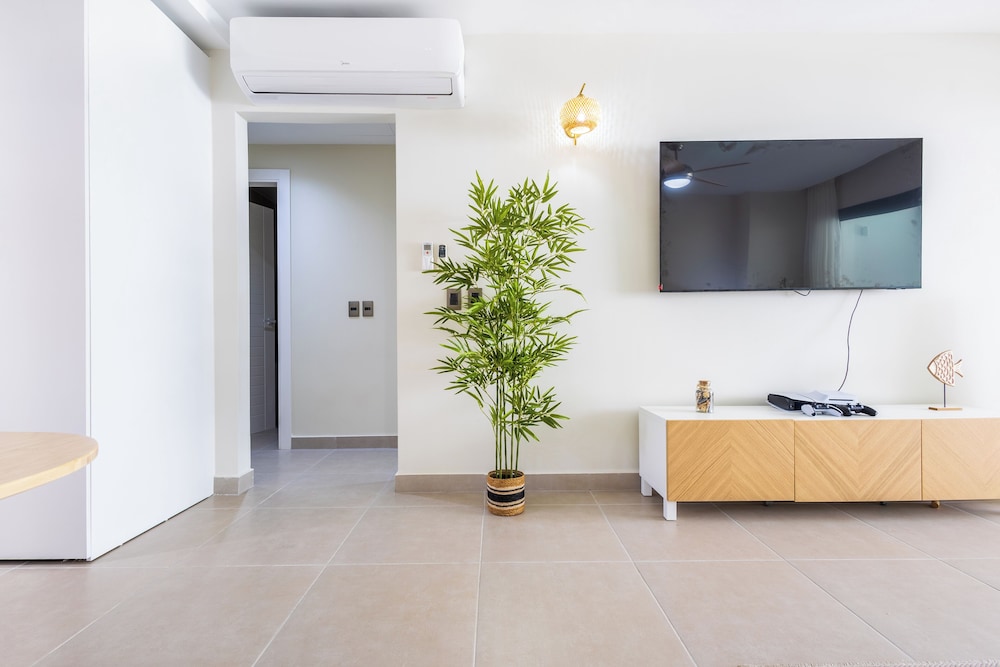 2BR Gardenia Retreat - Picuzzi & Pool