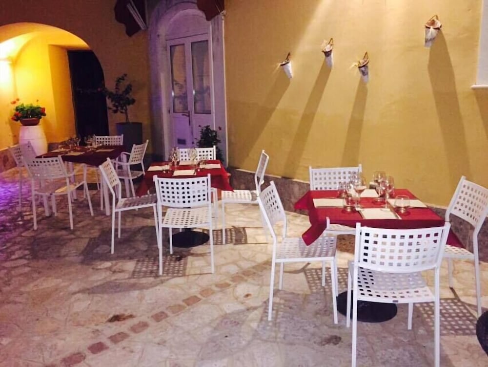 San Leucio Resort