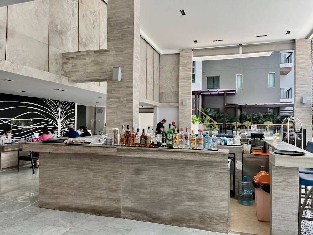 Studio Apartments With Shared Pool Near