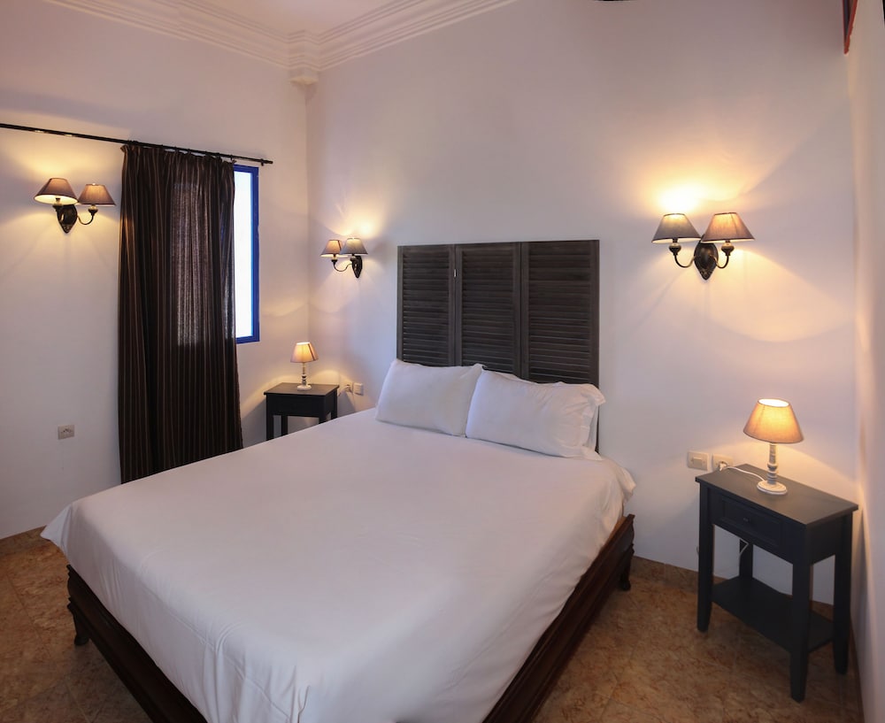 Riad Beloiseau