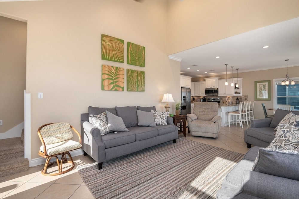 Deja View 3 Bedroom Home