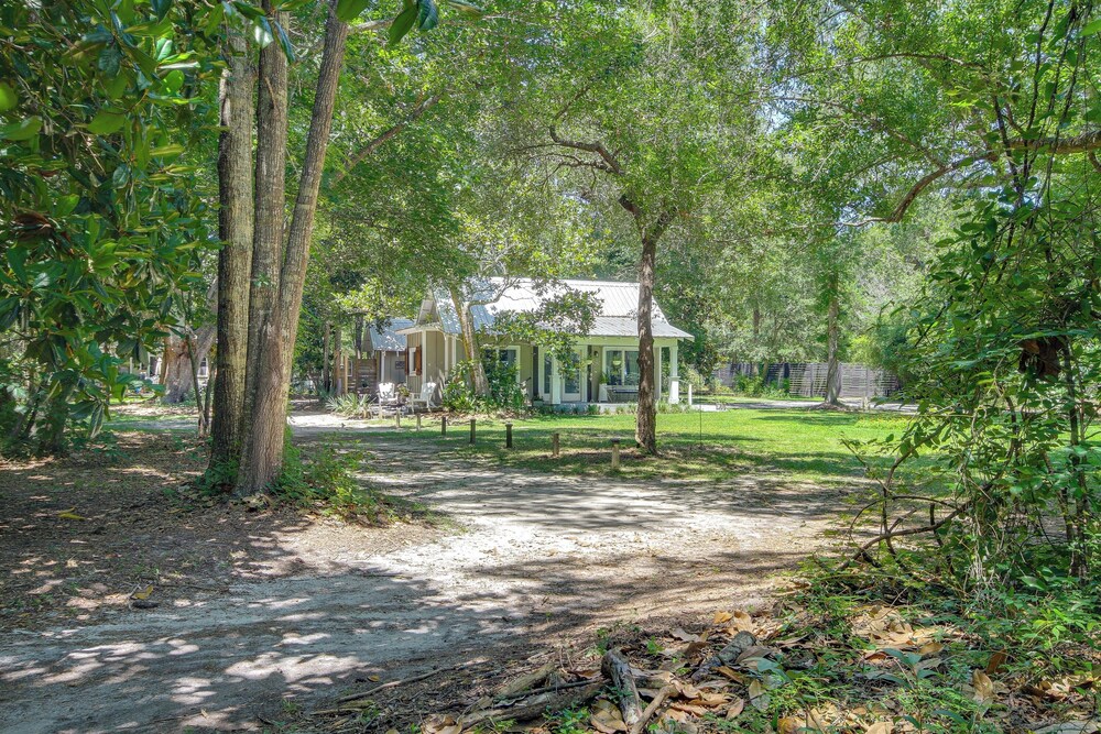 Historic Biloxi Bay Cottage w/ Beautiful View view 5