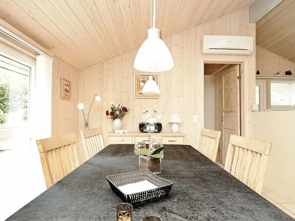 6 Person Holiday Home in Oksbol-by Traum