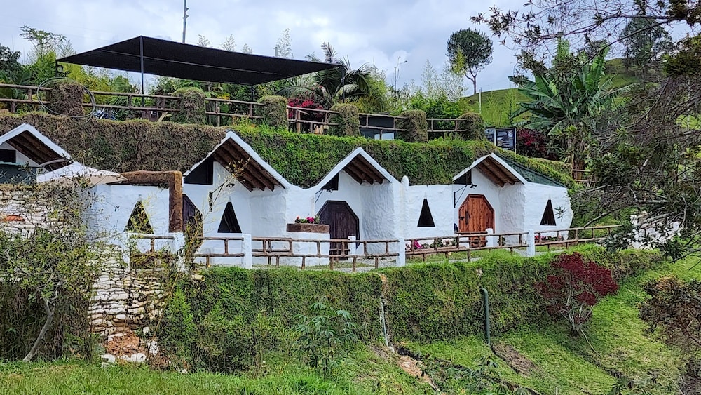 HOBBIT HOTEL