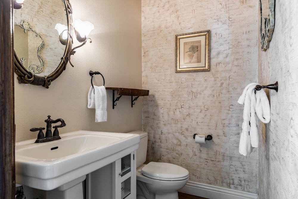 Wilson Creek Manor By Avantstay Sleeps 24 Amazing Estate w Pool Game Room