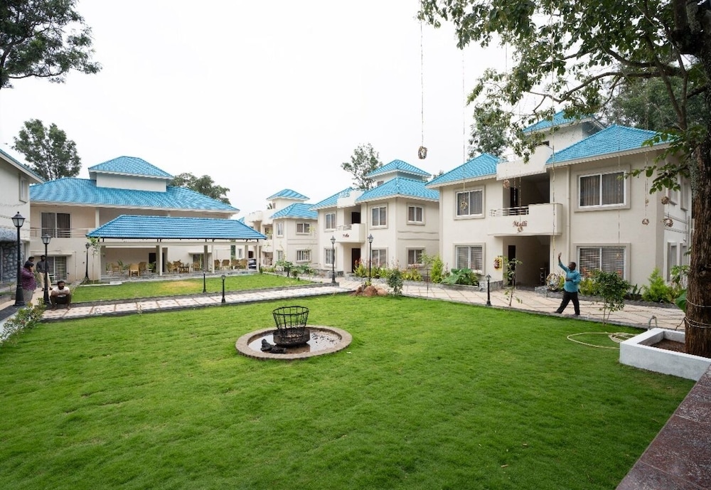 MSB Silver Spring Resort