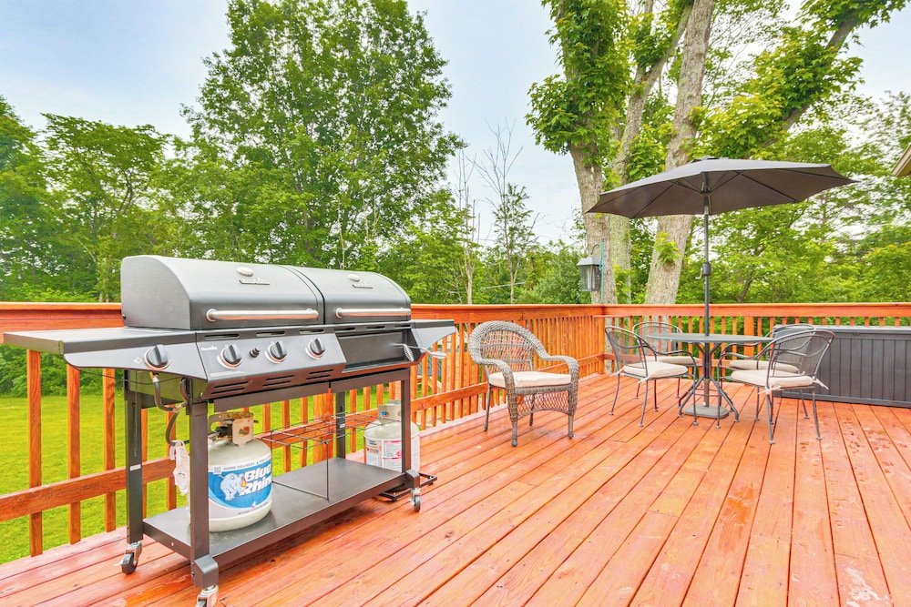 < 1 Mi to Raystown Lake: Family-friendly Cottage!