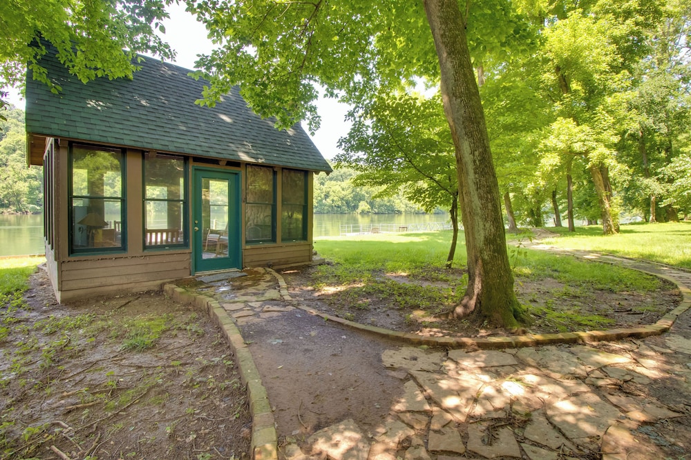 White River Access & Views: Retreat w/ Shared Dock