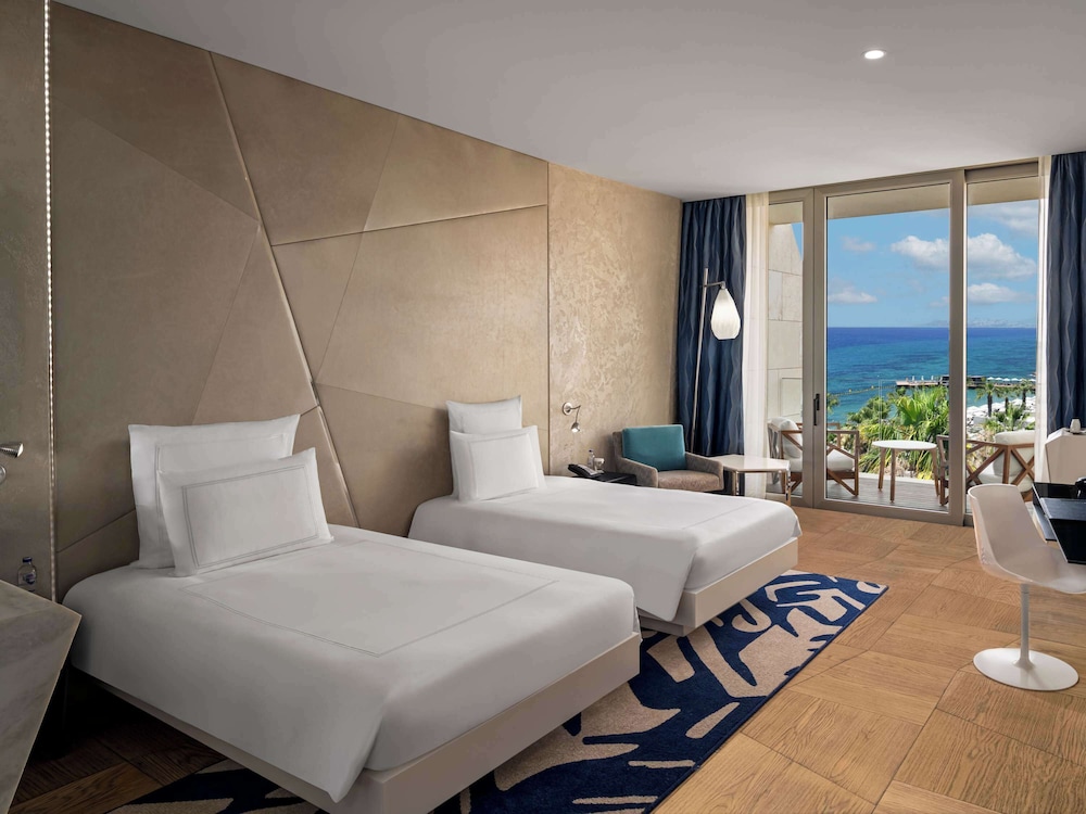 Swissotel Tatil Köyü Bodrum Plajı - Image 16