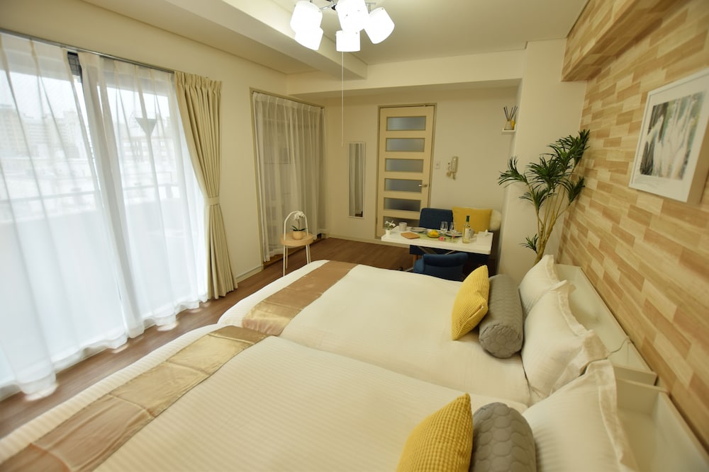 Nipponbashi Art Hotel