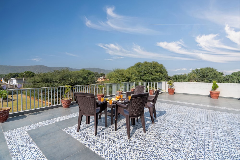 ELIVAAS Jamun Farm 2 BHK Villa with Pool