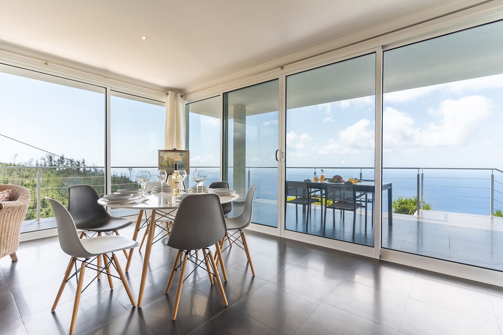 Cape View Villa by Atlantic Holiday