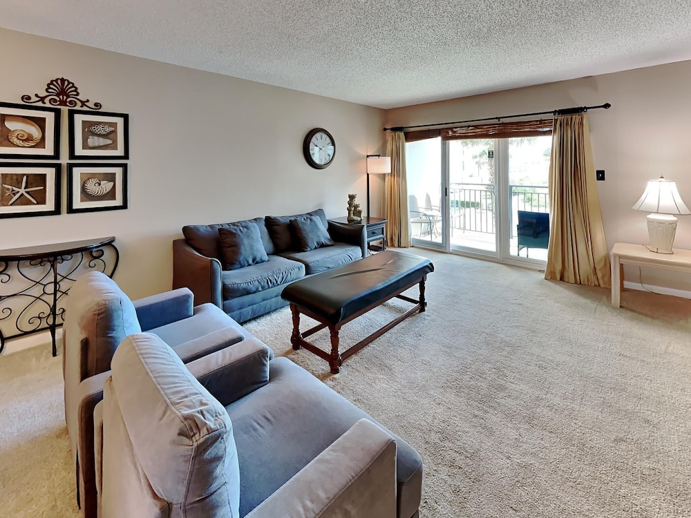 Emerald Isle Fort Walton Beach by Southern Vacation Rentals