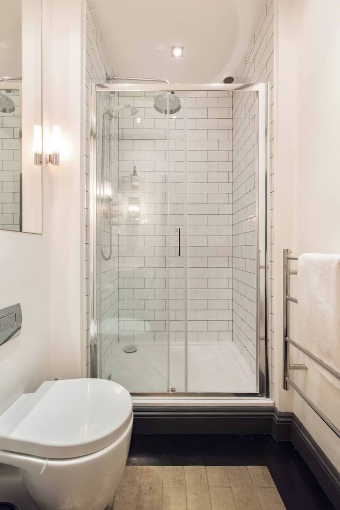 The Notting Hill Apartment by House of Kip - NH5