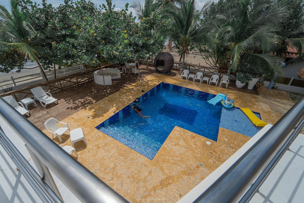 Villa El Francés 4BD WPool & Beach Front