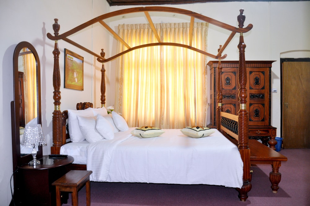 Chelthnam Bungalow