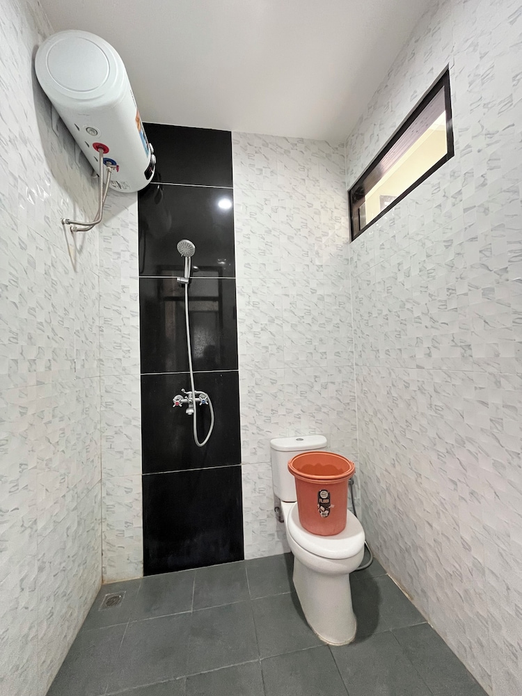 Arrayyan Executive Village Complex Batu
