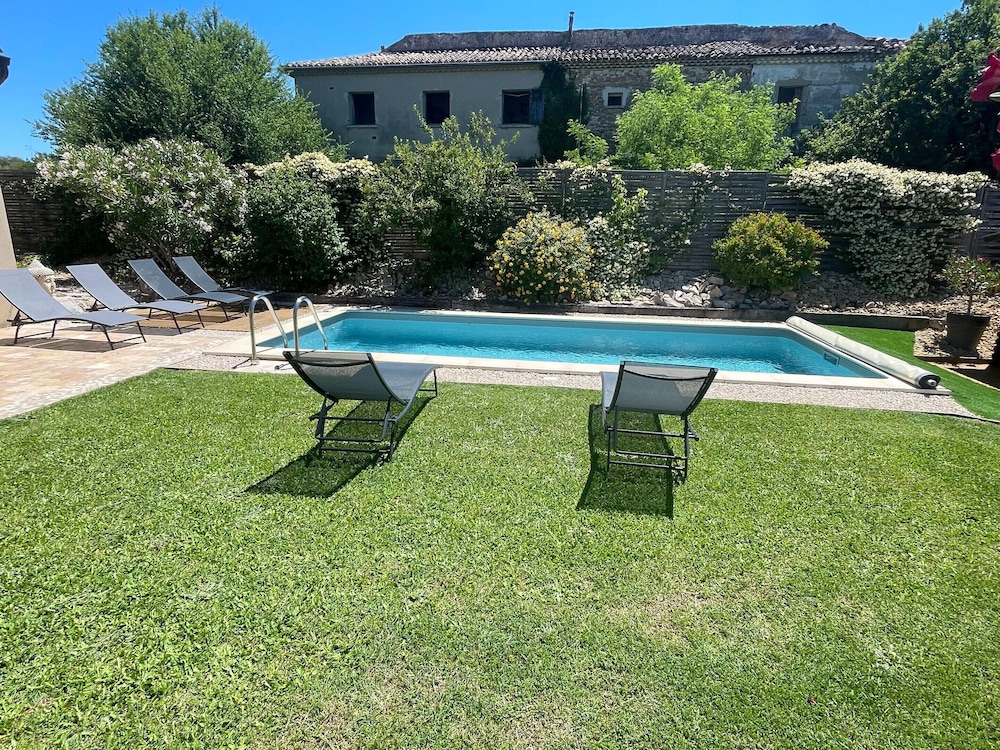 Villa in Vaison Near Roman Ruins & Pool
