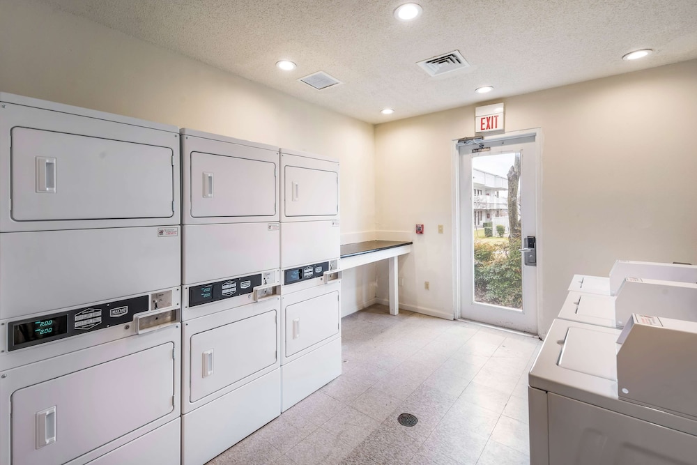 Studio 6 Irving, TX - Irving DFW Airport East