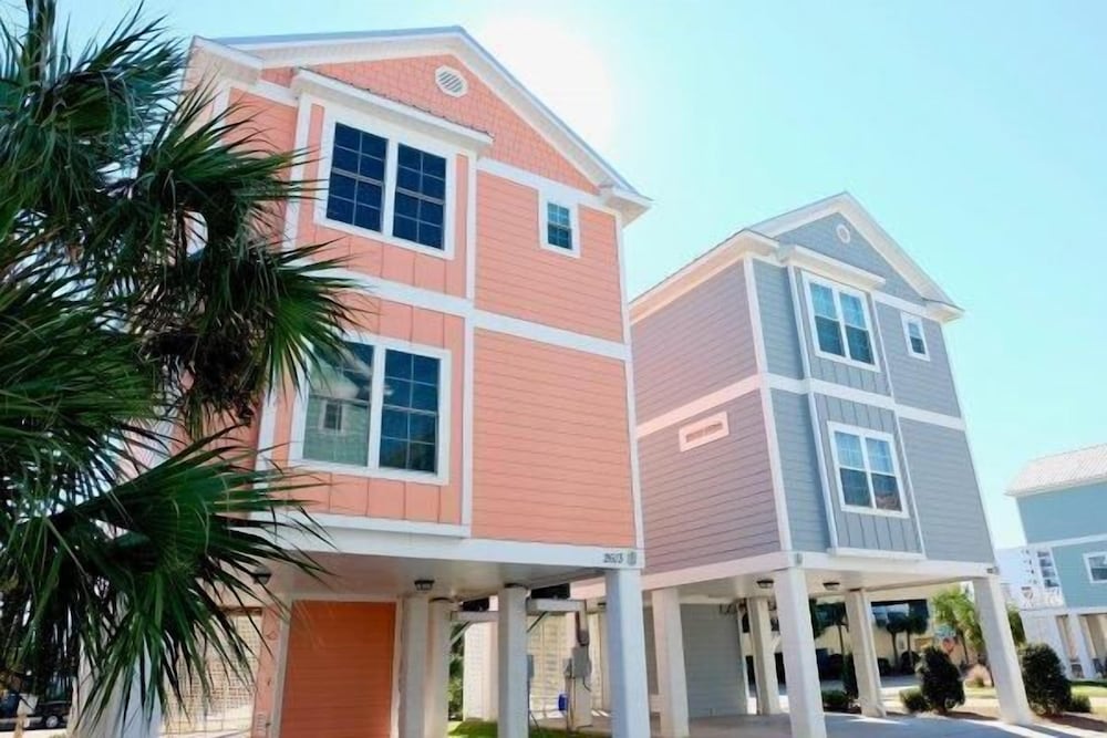 South Beach Cottages - 2613 Apartment 4