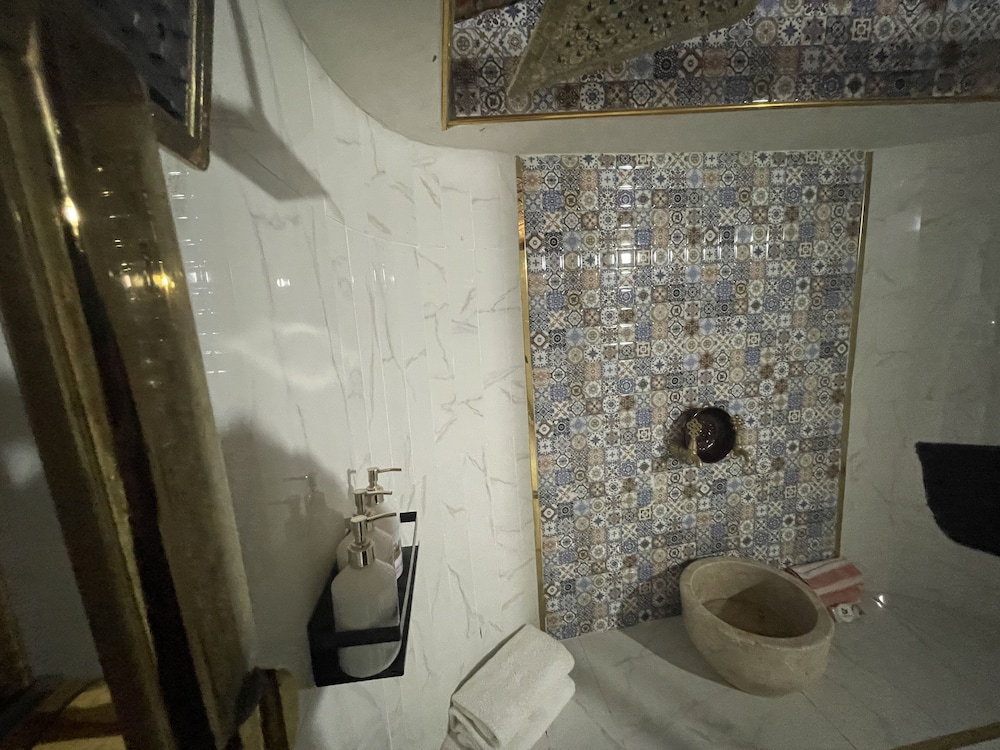 Moda Suit - Image 107