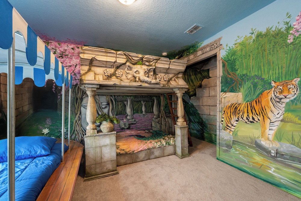 New Jungle Adventure 9BR Villa by Disney