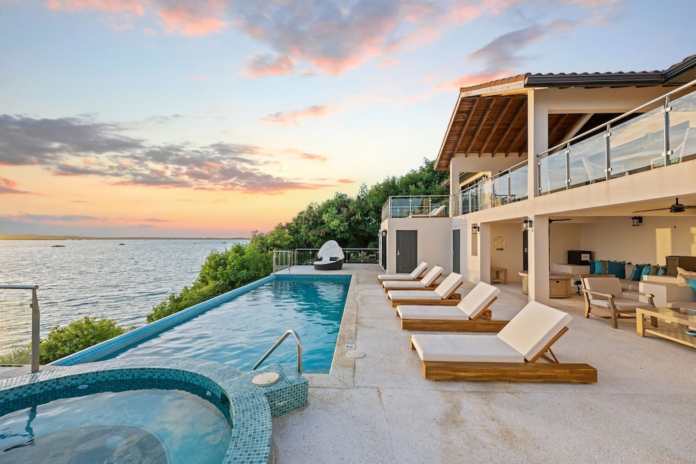 Alta Bella Villa w Nordic Spa Concierge
