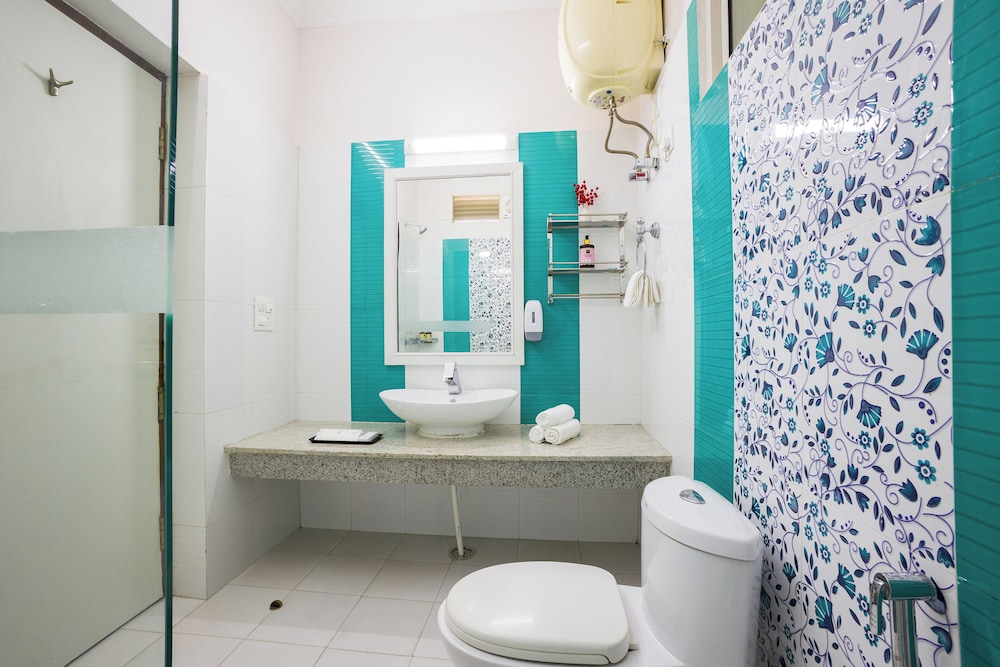 Alaya Stays Captains Nest 3 BHK Retreat With Garden & Scenic Views