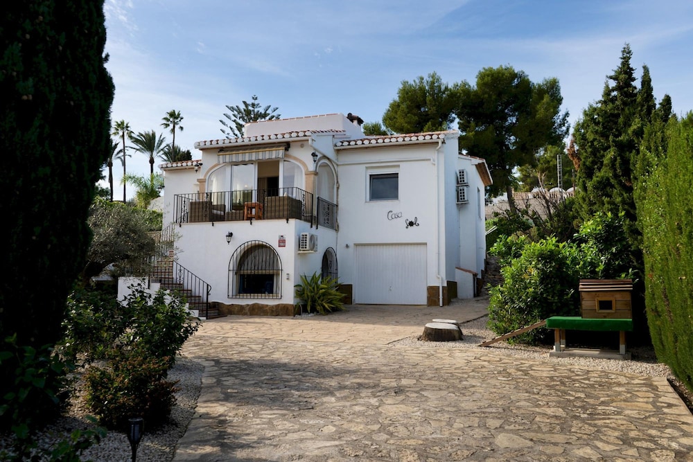 Villa Sol in Javea With 3 Bedrooms and 4 5 Bathrooms