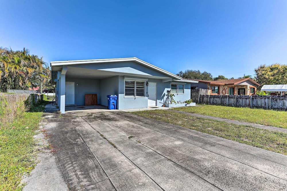 North Miami Beach Rental: Near Walking Park! view 5