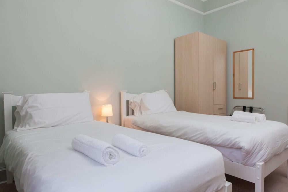 Stylish 3 Bedroom Apartment