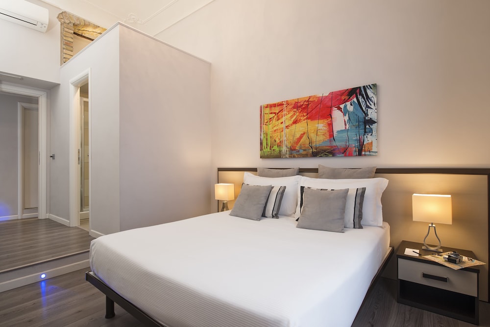 Arenula Suites
