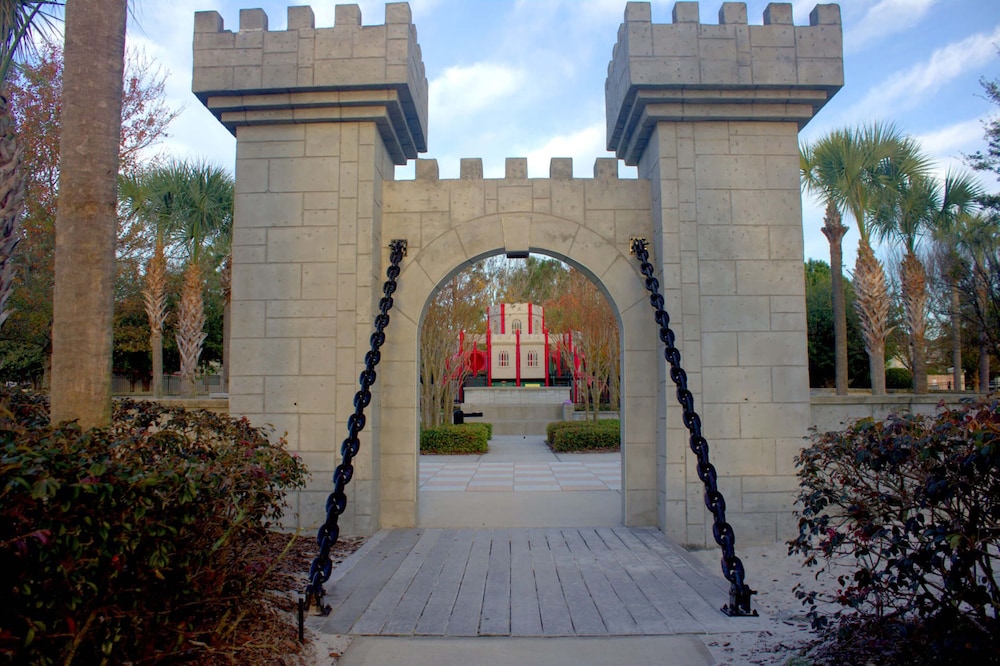 Palace in Paradise