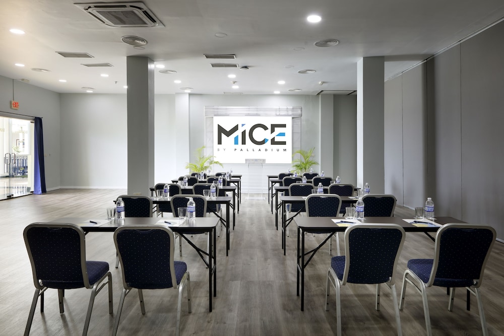 Grand Palladium Jamaica Resort  Spa All Inclusive - Property Image 206