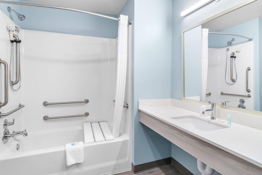 Woodspring Suites Elkhart