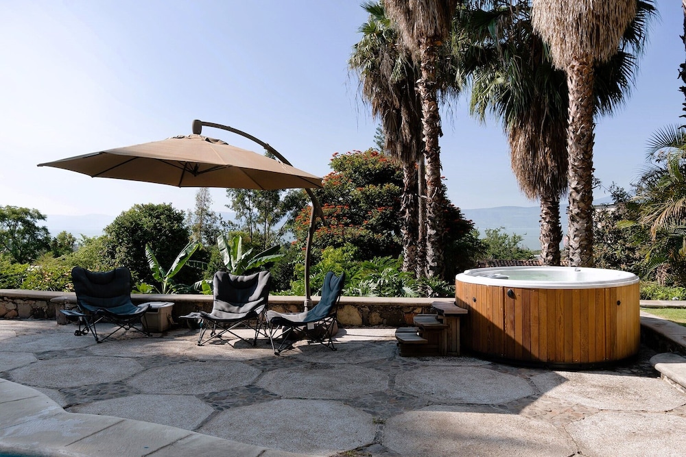 ANANA Rancho San Rafael 3 Bedrooms Hill