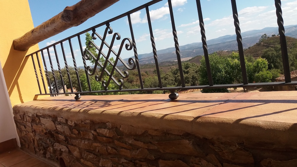 Vivienda Rural La Casa del Cura photo 4