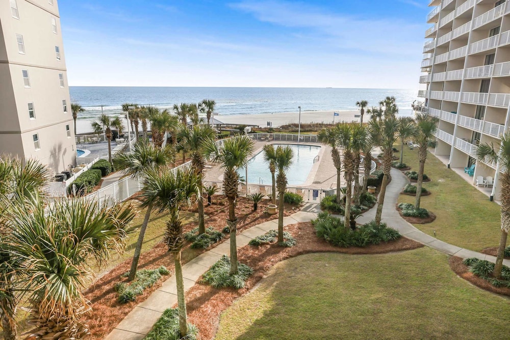 Seaside Beach 5417- Two Bedrooms Waterfront Condo With Pool Sauna Amazing Ocean View Balcony