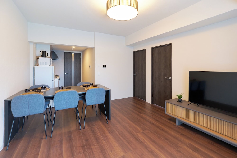 AQUA RESIDENCE Sangenjaya by Tranova