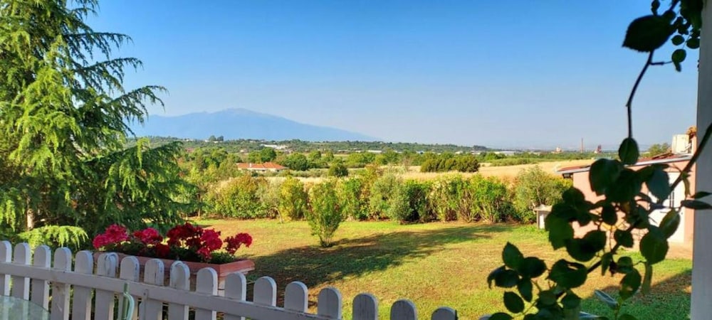 Villa Avra - Private Garden Pool Oasis in Drama