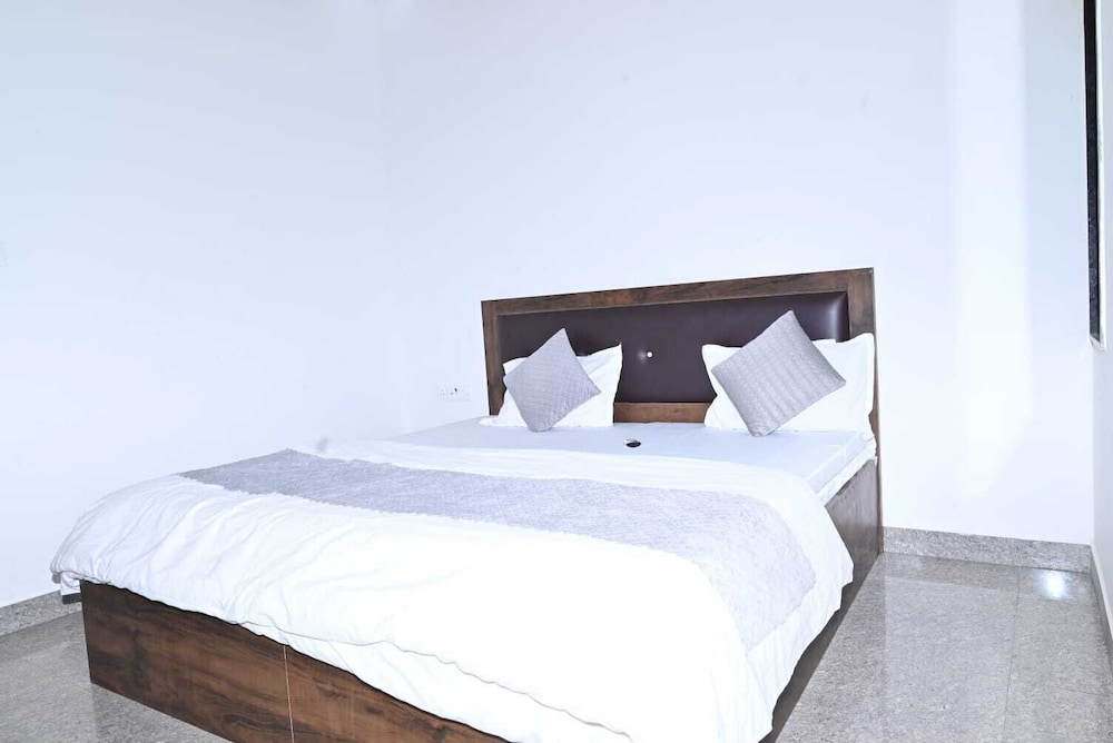 Shree Kalyan Palace
