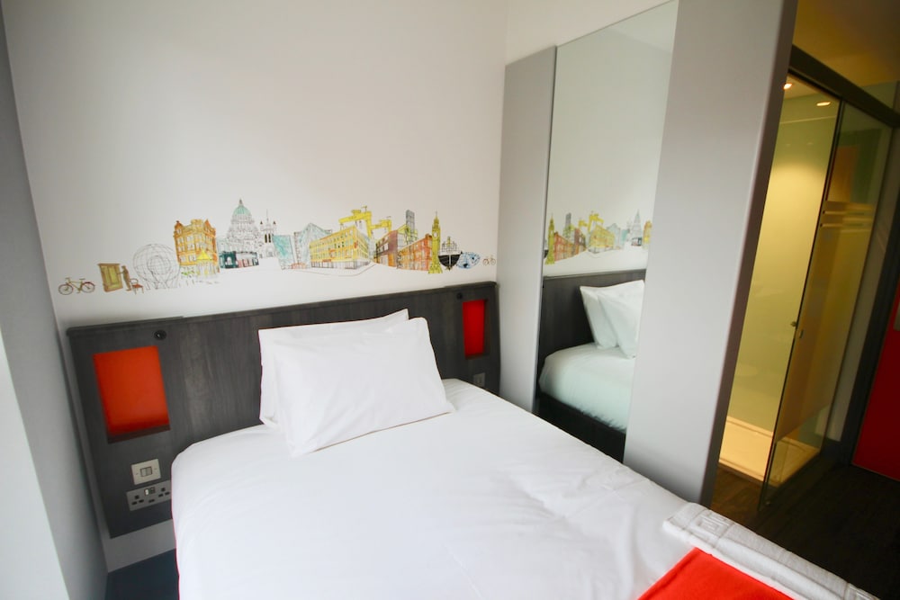 easyHotel Belfast